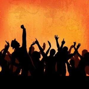 Mbrëmje, ndejë apo party?