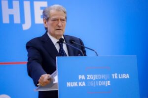 Berisha kundërshton Policinë: “Nuk ka efektivë të plagosur, të rinjtë do t’i japin fund kësaj qeverie”