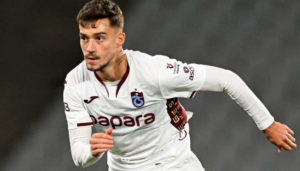 Dy klube angleze shfaqin interes për Ernest Muçin