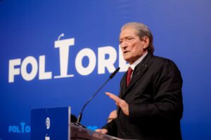 Berisha: “Lubia ka blerë 300 apartamente me 20 mln euro për kilometër rrugë, do konfiskojmë pasuritë e korruptuarve”