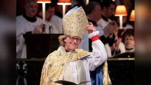 Nga infermiere në krye të Kishës Anglikane