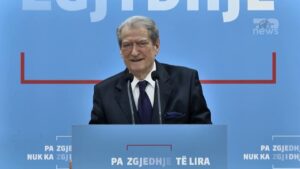 Berisha: “Hiqni imunitetin e Ballukut ose nis greva e urisë”
